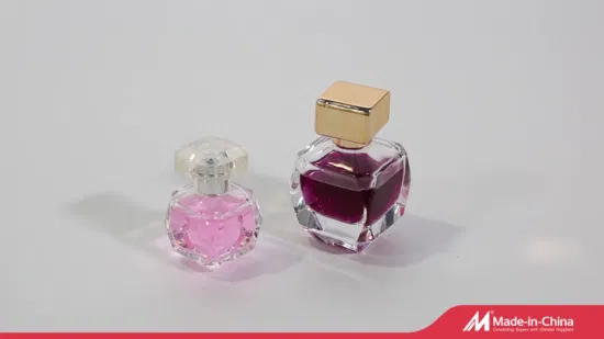 Frascos de perfume quadrados 50ml 100ml com tampa de acrílico, produtos de vidro de sílex de cristal transparente em estoque, embalagens de cosméticos, frascos de perfume antigos para venda